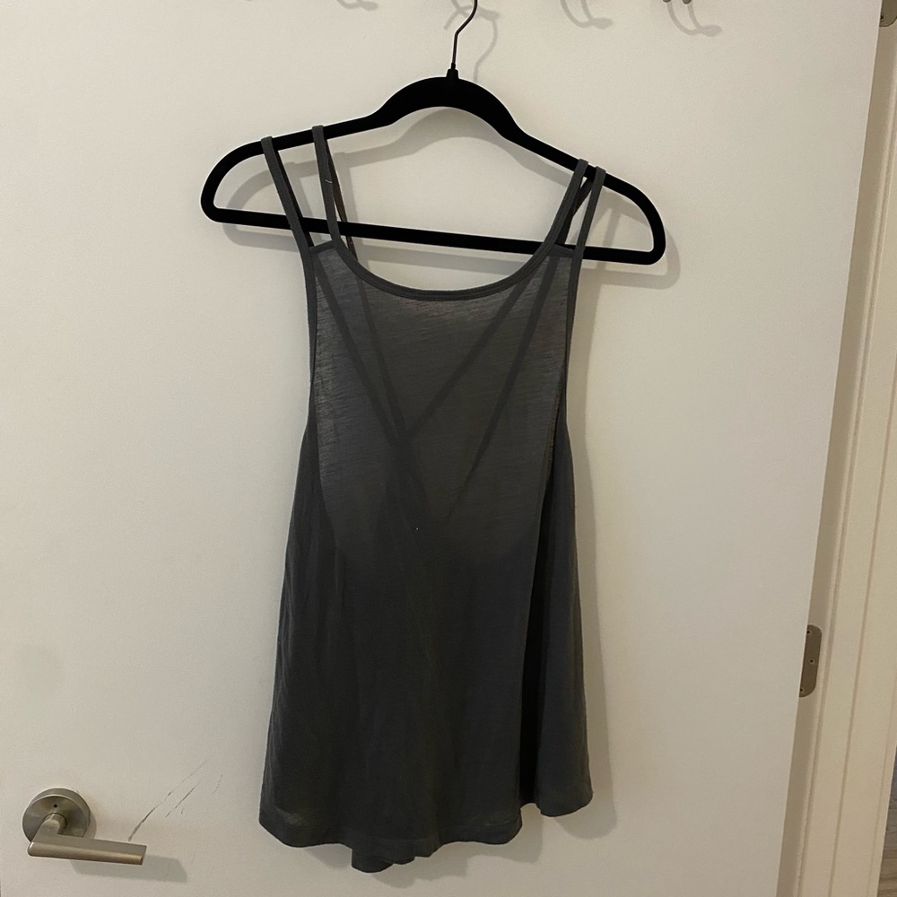 Beyond yoga x pure barre flowy top